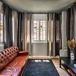 Vandrarhem The Venue Boutique *