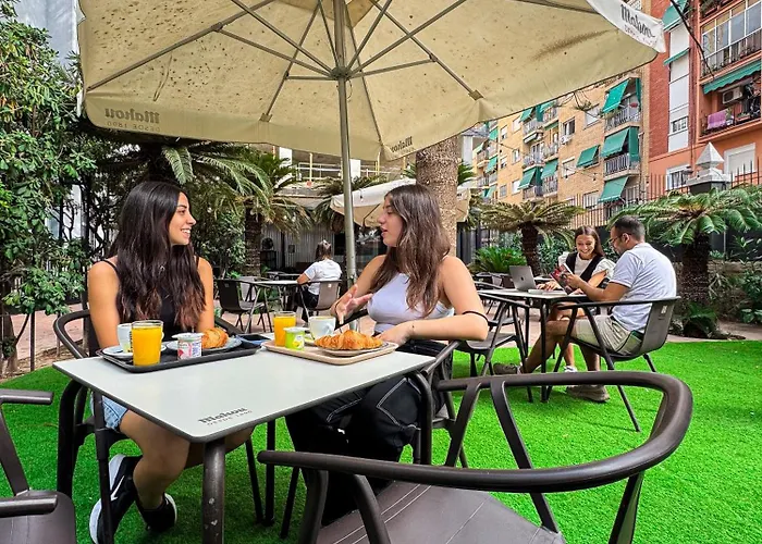 Hostel The Venue Boutique *